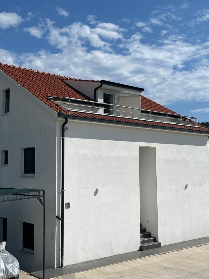 Apartmani Kamil Marina Dış mekan fotoğraf